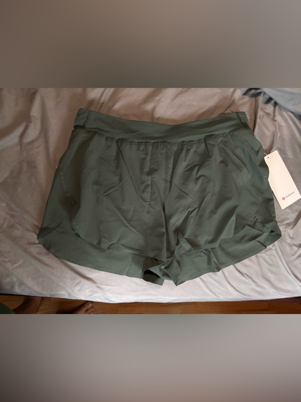 Lululemon Fast and Free High-Rise Classic-Fit Split Short 3" | Size Large